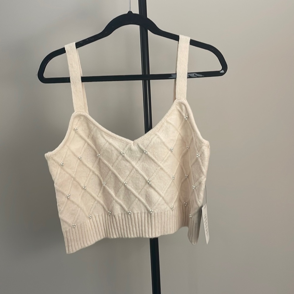 Plus Size Crop Top | Pearl Detail | 18